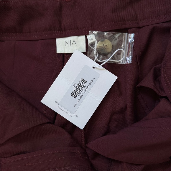 NIA Sly Pant cherry cola - Picture 4 of 5